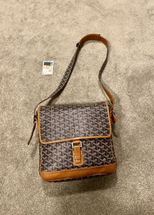 Goyard Goyard Grand Bleu MM | Grailed