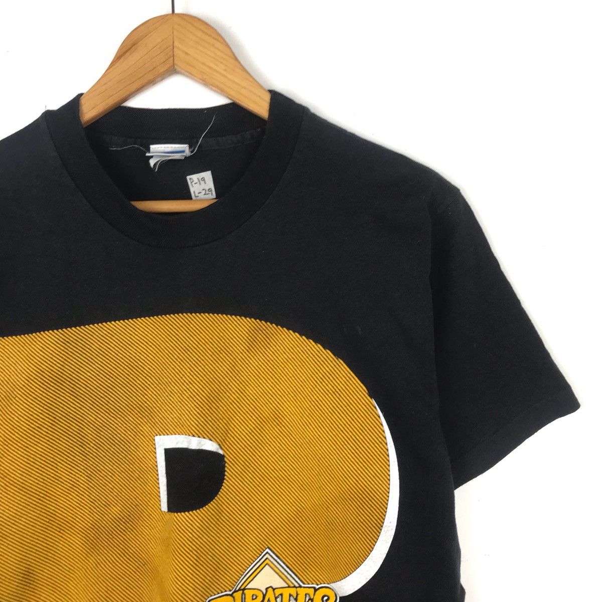 MLB × Sports Specialties × Vintage Vintage 90s Pittsburgh Pirates MLB Size US M / EU 48-50 / 2 - 3 Thumbnail