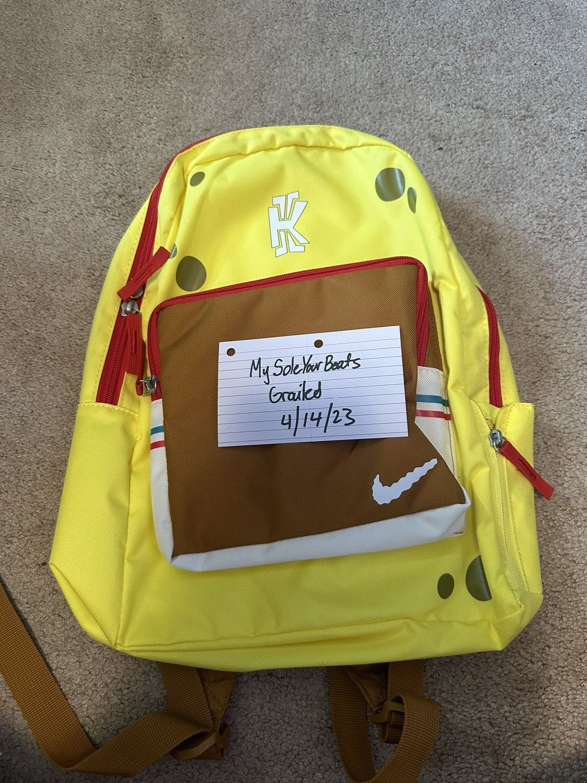 Nike hot sale spongebob bag