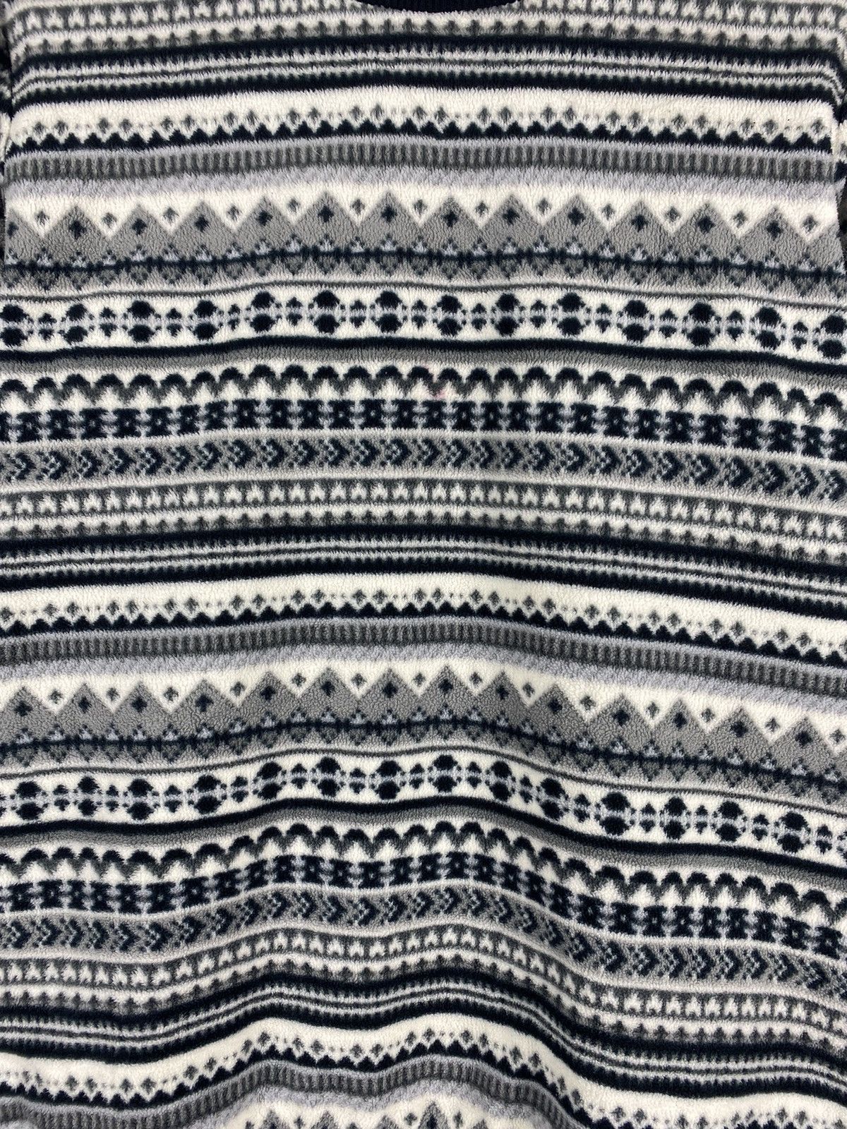 Japanese Brand STEAL 🔥 Uniqlo Brand Aztec Navajo Design Native Sweatshirt Size XL / US 12-14 / IT 48-50 - 2 Thumbnail