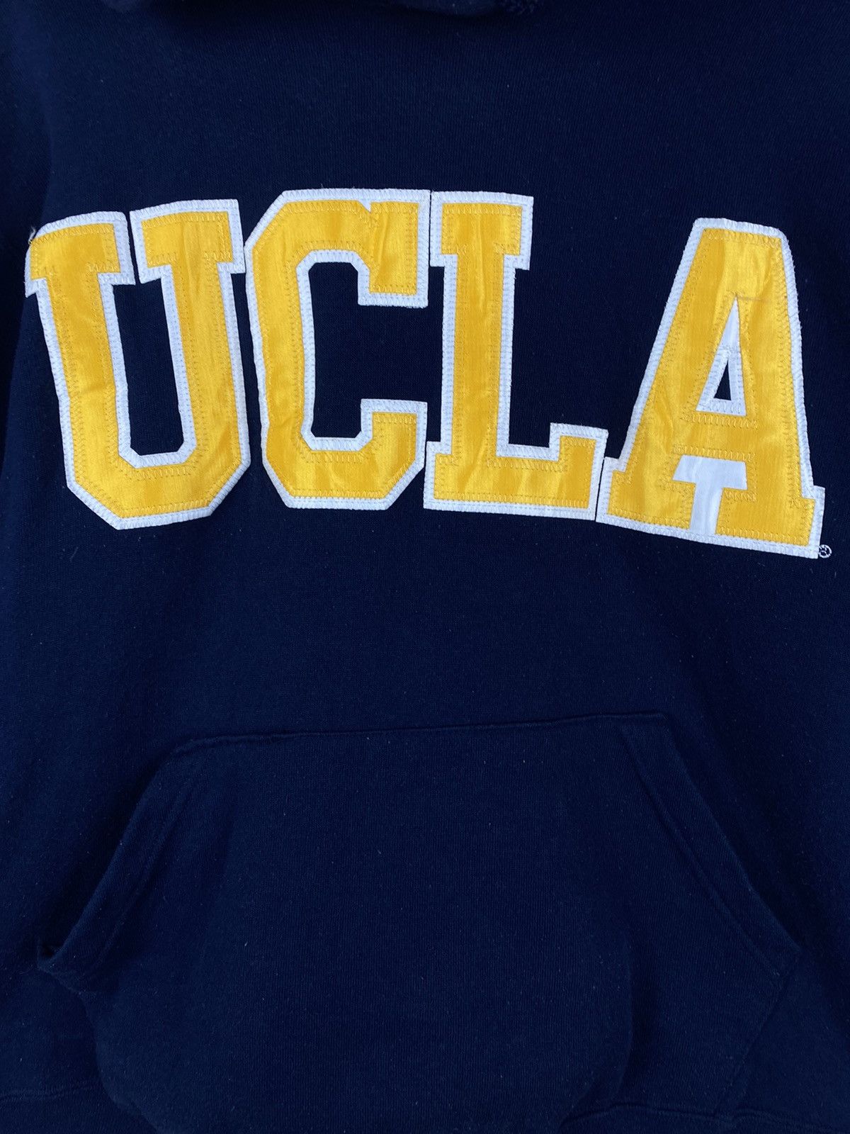 Vintage STEAL 🔥 Vintage Embroidery UCLA Sweatshirt Hoodie Size US S / EU 44-46 / 1 - 4 Thumbnail