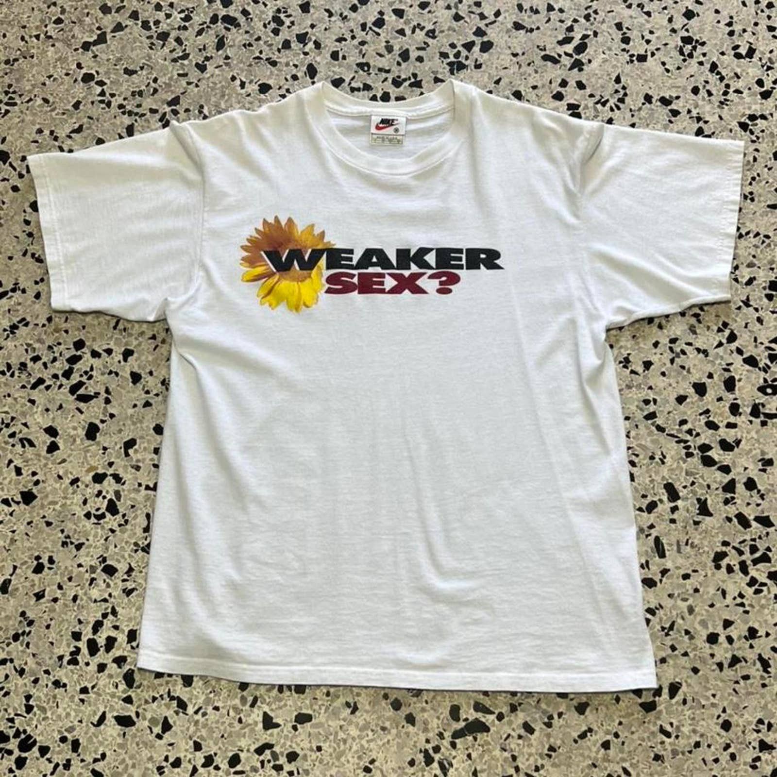 Nike Vintage nike weaker sex tee Size US M / EU 48-50 / 2 - 1 Thumbnail
