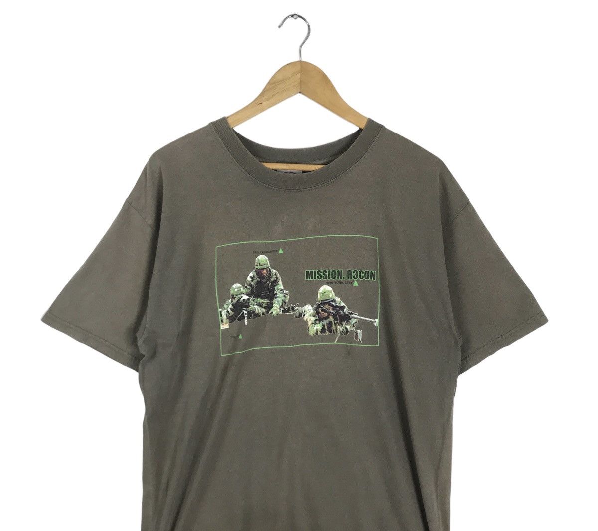 Futura Vintage Recon Futura Stash Mission Recon Nigo T-Shirt Size US L / EU 52-54 / 3 - 2 Thumbnail