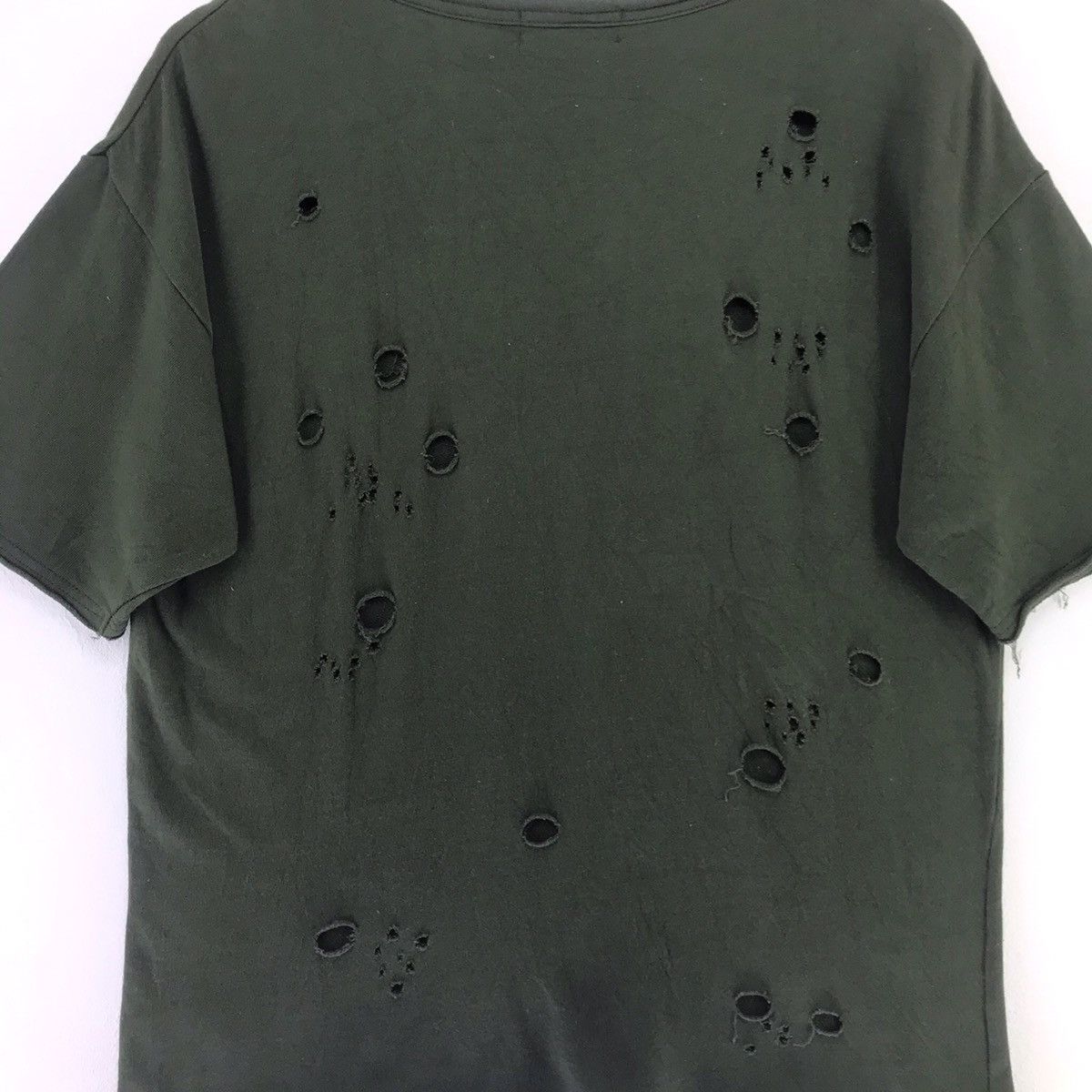 Japanese Brand Distressed T-shirt By Ragout Size US M / EU 48-50 / 2 - 5 Thumbnail