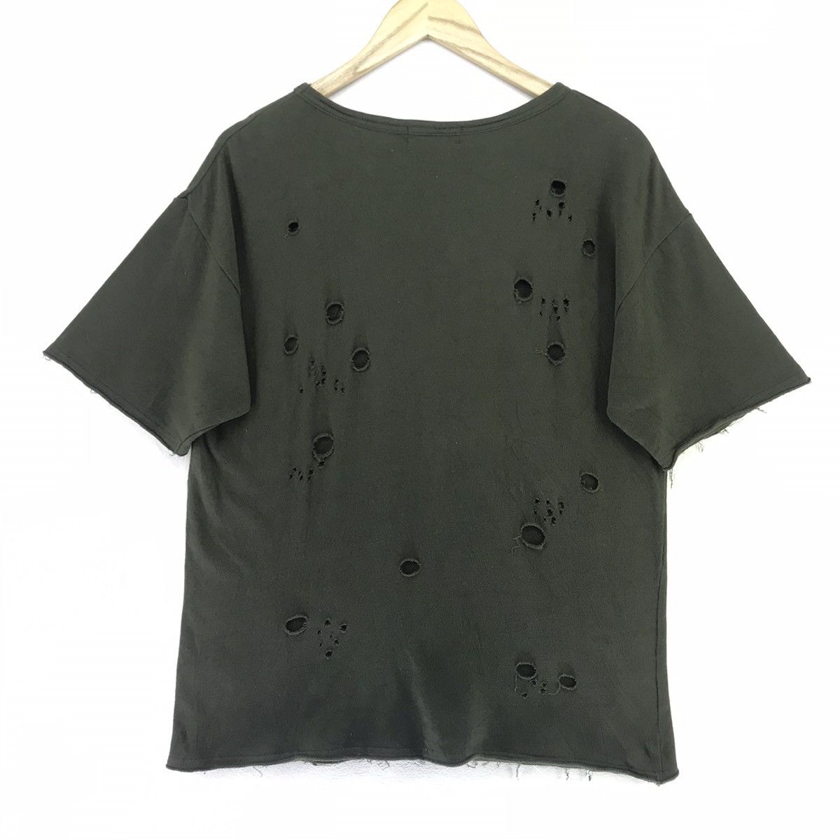 Japanese Brand Distressed T-shirt By Ragout Size US M / EU 48-50 / 2 - 4 Thumbnail