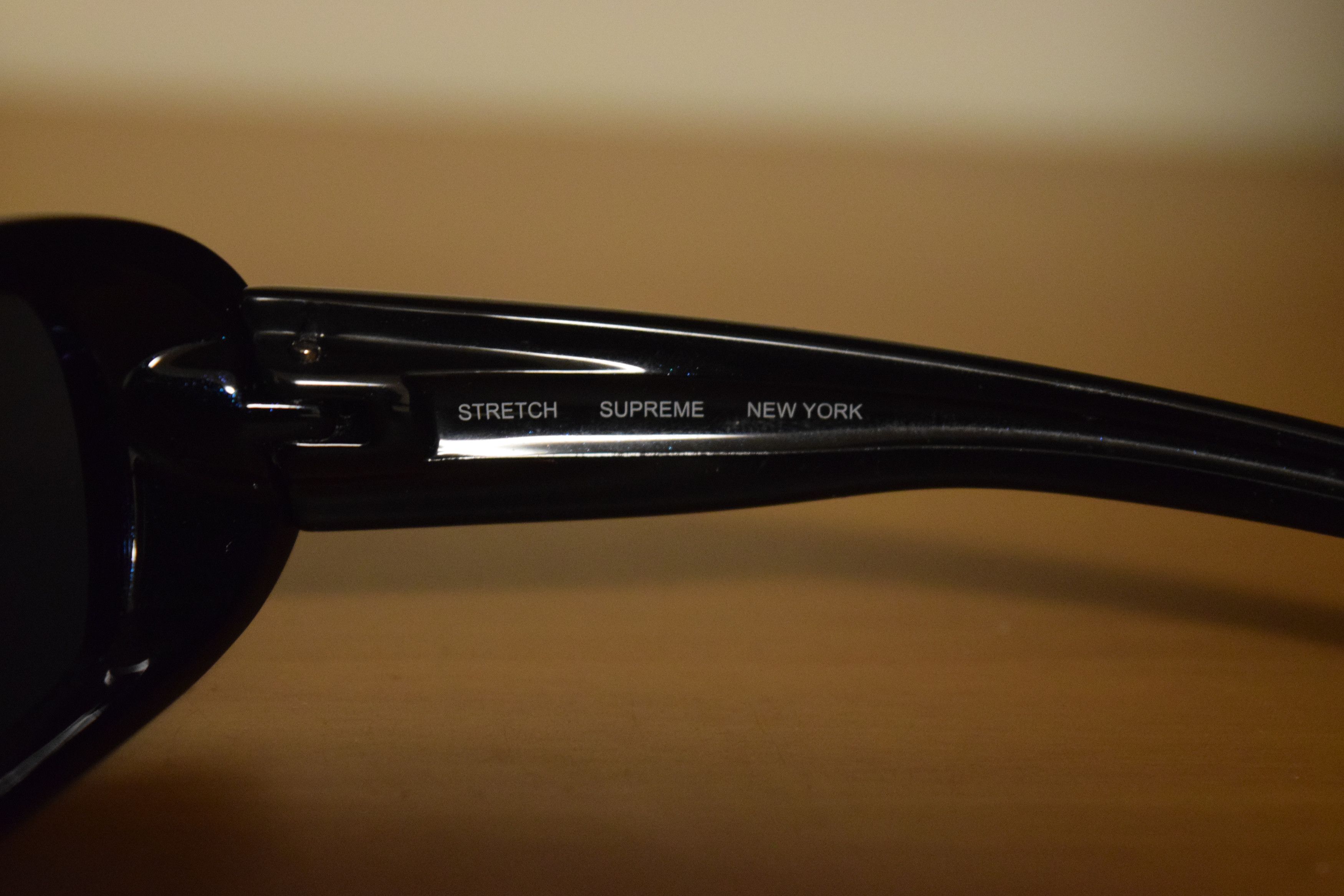 Supreme Supreme Stretch Sunglasses Iridescent Purple Size ONE SIZE - 3 Thumbnail