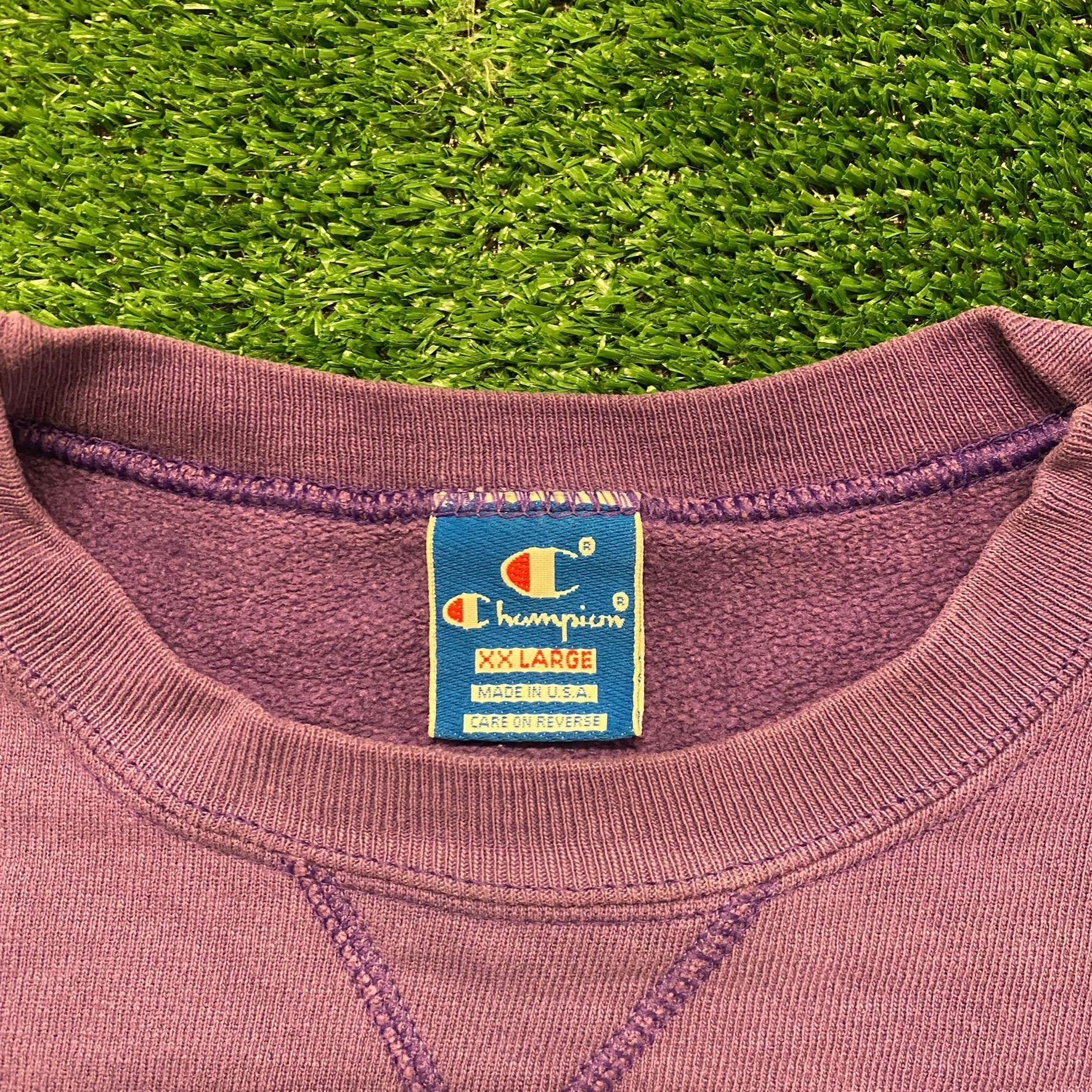 Champion Champion Logo Crewneck Vintage 90s Purple Sweatshirt Size US XL / EU 56 / 4 - 3 Thumbnail