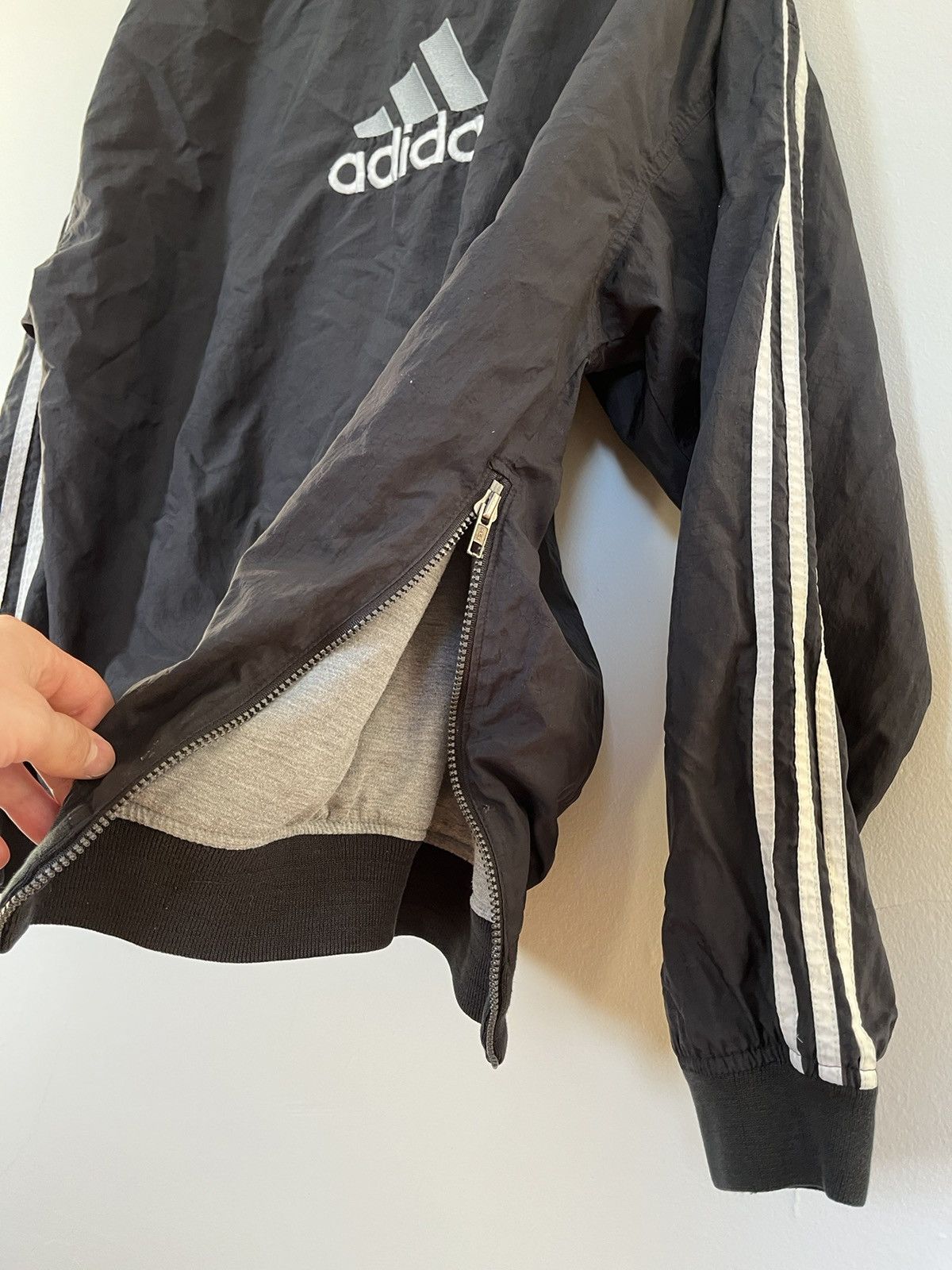 Adidas Vintage Adidas Crewneck Jacket Size US L / EU 52-54 / 3 - 3 Thumbnail