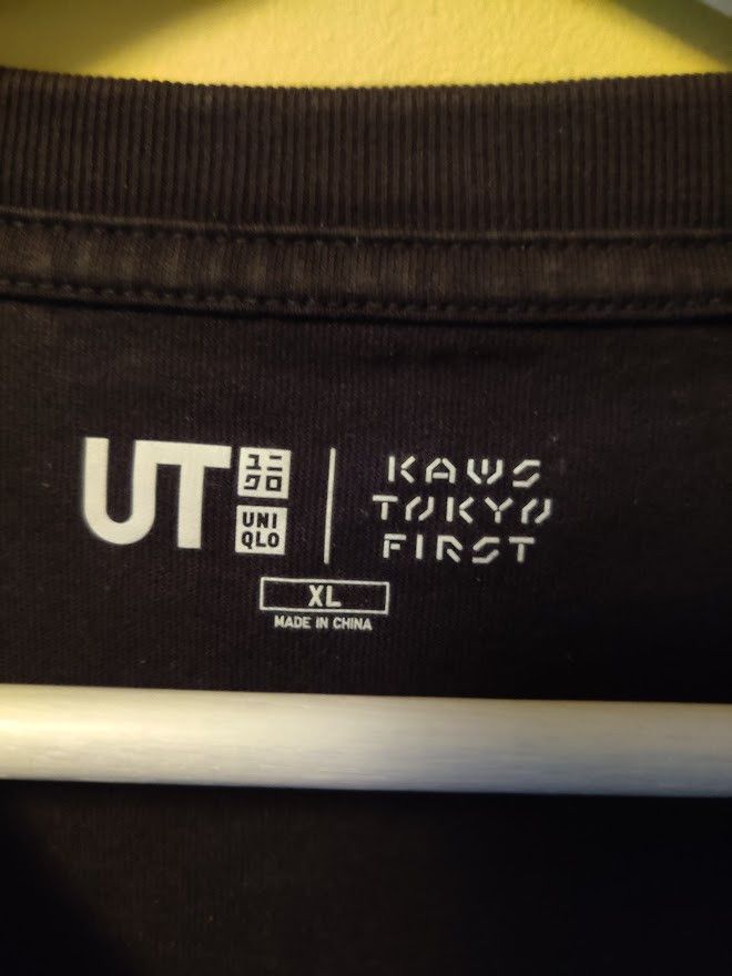 Kaws × Uniqlo KAWS x Uniqlo Tokyo First UT Short Sleeve Tee Size US L / EU 52-54 / 3 - 2 Thumbnail
