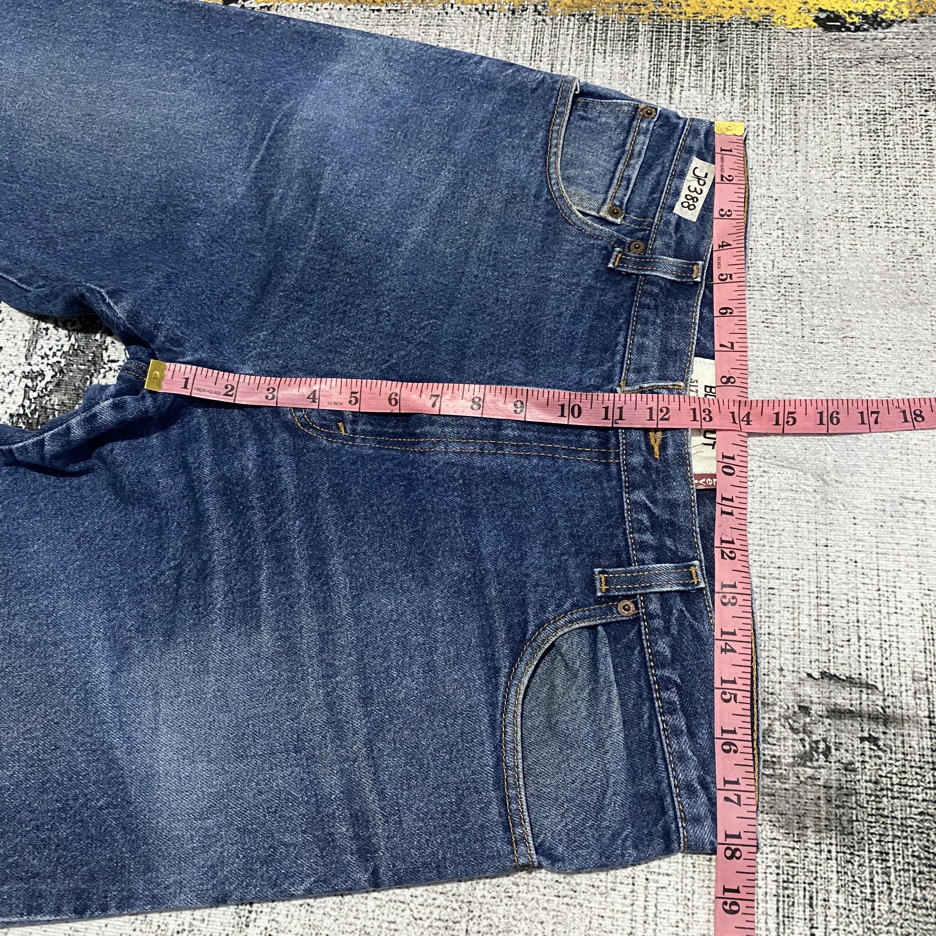 Levi's RARE🔥Levi's 517 Flare Bootcut Faded Wash Jeans Size US 36 / EU 52 - 12 Thumbnail