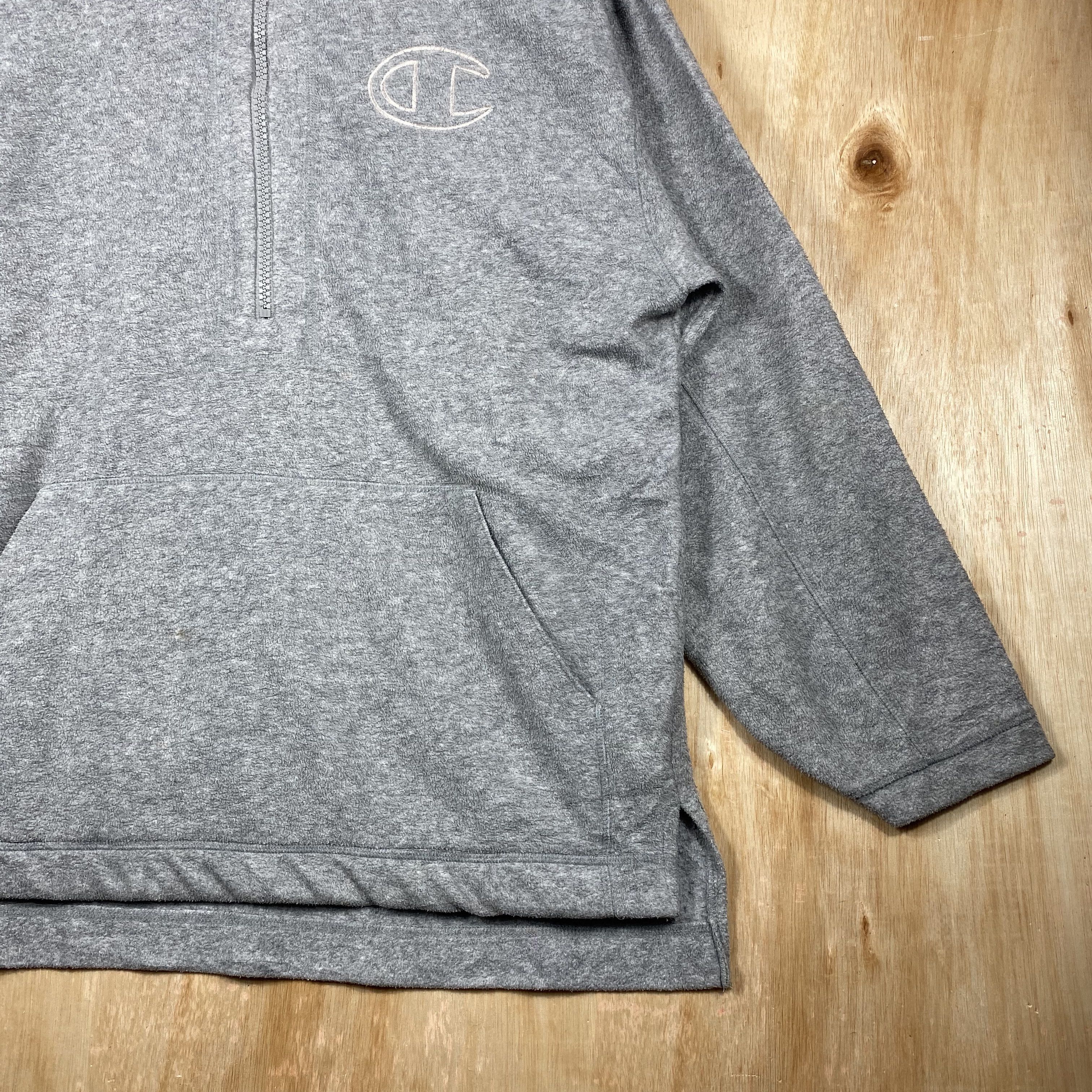 Champion × Vintage Vintage Champion Pull Over Fleece Sweatshirts Size US L / EU 52-54 / 3 - 10 Thumbnail