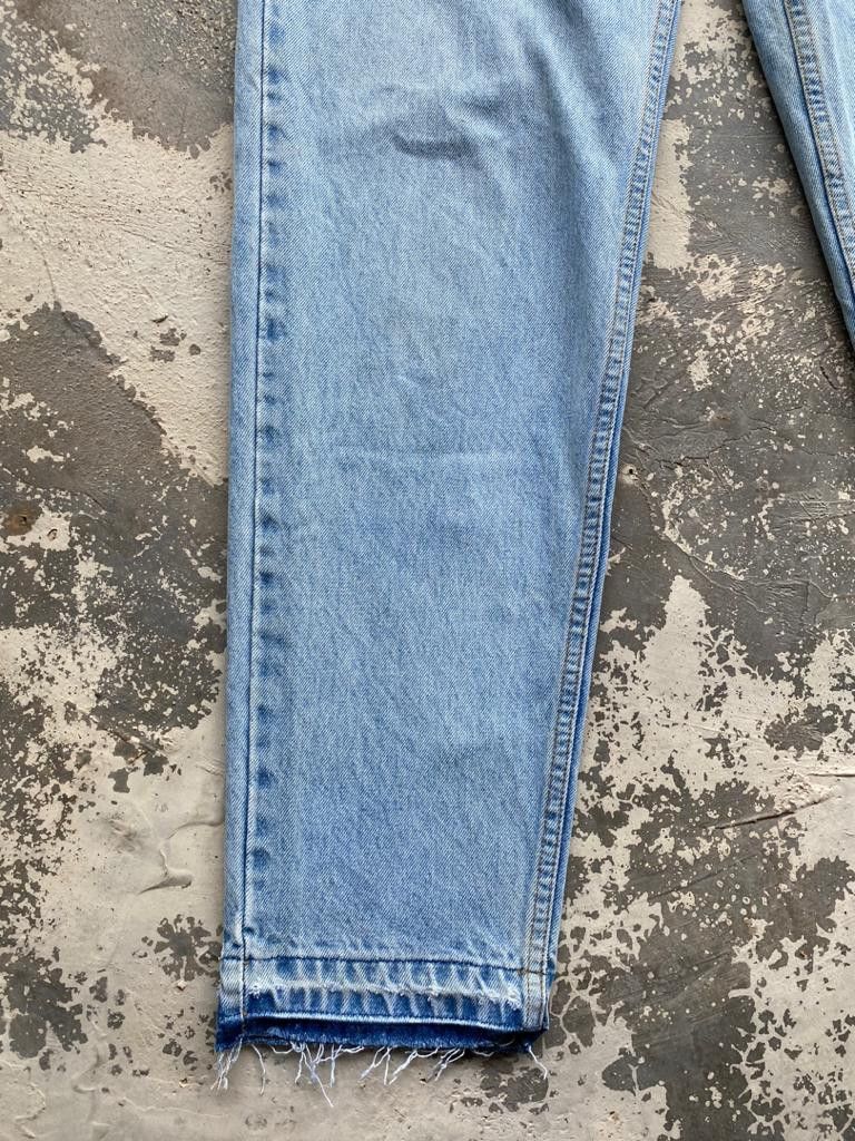 Levi's Vintage Clothing Vintage Light Wash Levi's 560 Orange Tab Released Hem Jeans Size US 28 / EU 44 - 5 Thumbnail
