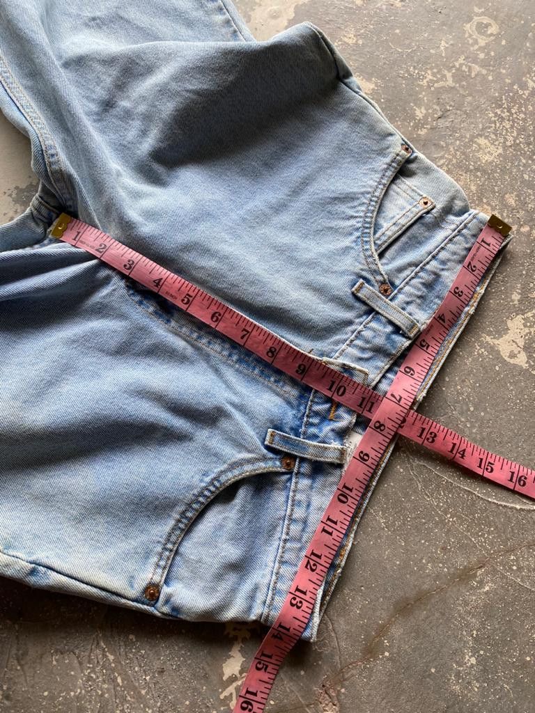 Levi's Vintage Clothing Vintage Light Wash Levi's 560 Orange Tab Released Hem Jeans Size US 28 / EU 44 - 16 Thumbnail