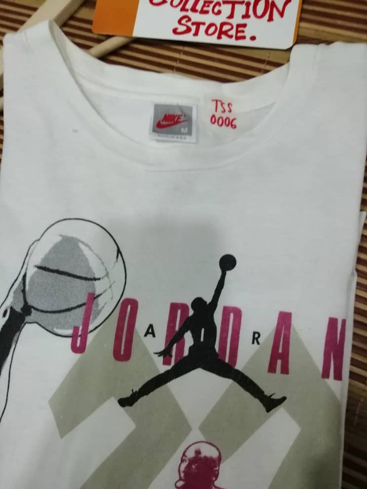 Nike × Vintage Vintage 90s Nike Tees Jordan Made in USA Size US M / EU 48-50 / 2 - 4 Thumbnail