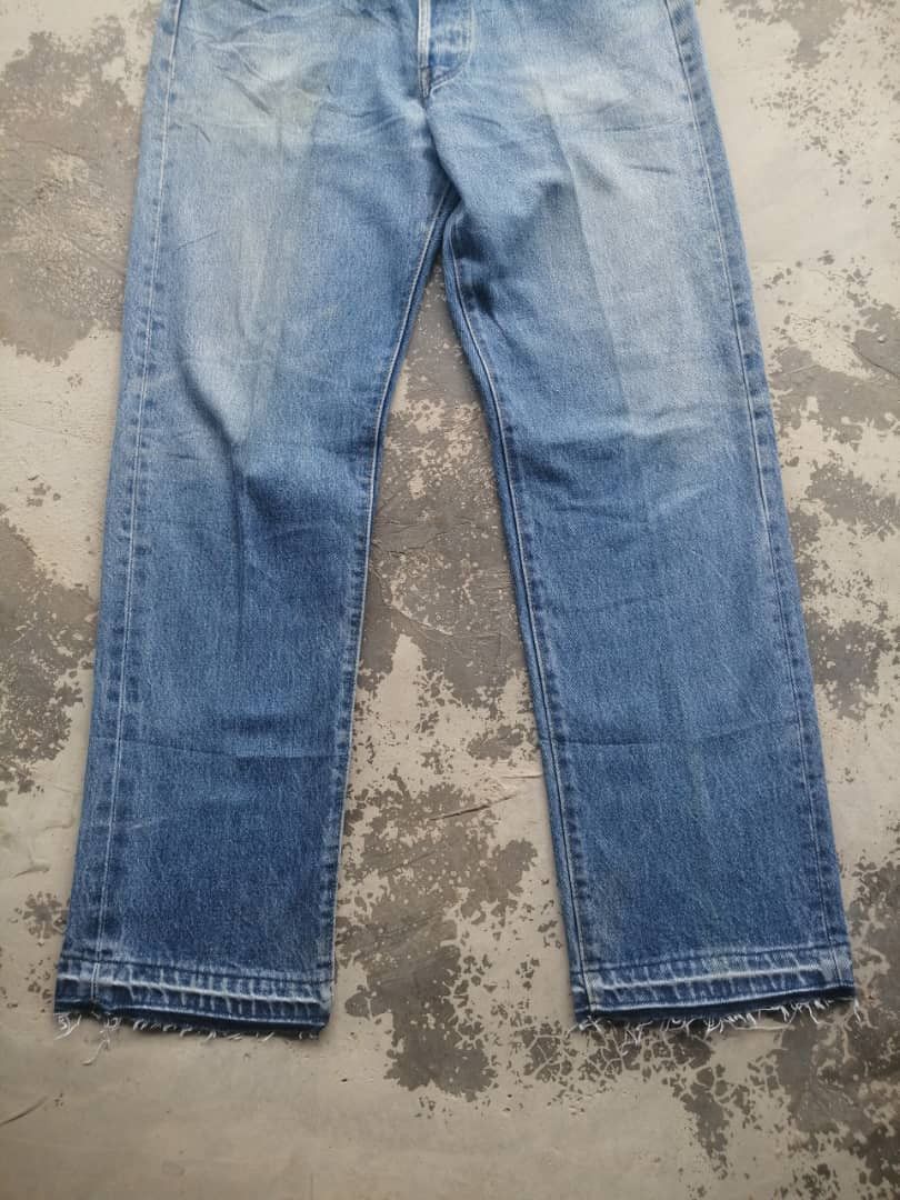 Levi's Vintage Clothing Vintage 1980s Light Wash Levi's 501 USA Jeans Released Hem Size US 30 / EU 46 - 4 Thumbnail