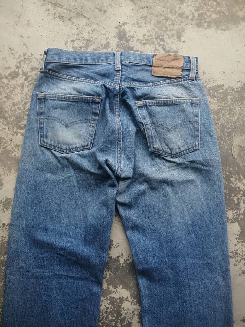Levi's Vintage Clothing Vintage 1980s Light Wash Levi's 501 USA Jeans Released Hem Size US 30 / EU 46 - 13 Thumbnail