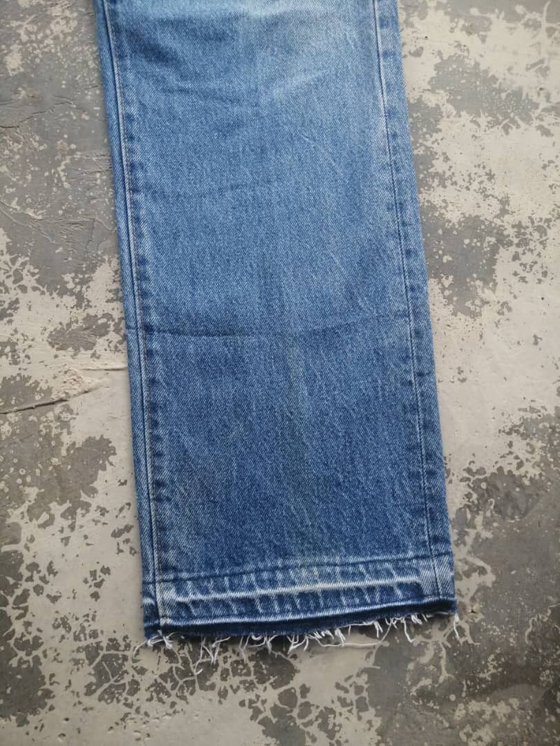 Levi's Vintage Clothing Vintage 1980s Light Wash Levi's 501 USA Jeans Released Hem Size US 30 / EU 46 - 12 Thumbnail