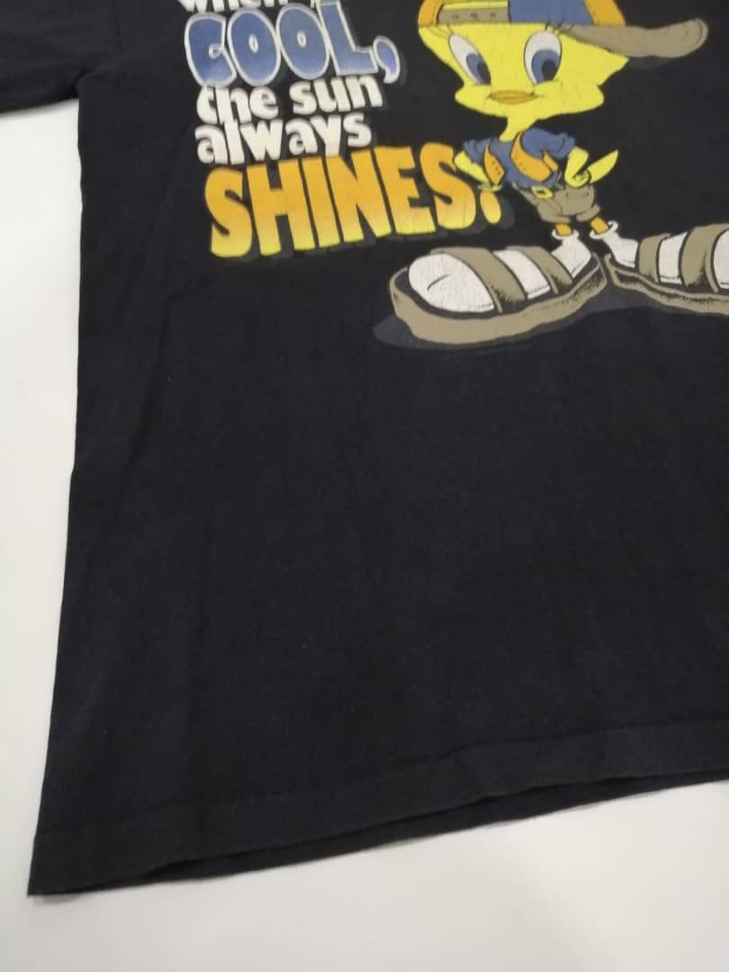 Cartoon Network Vintage 90s Tweety Looney Tunes Tees Made in USA Size US L / EU 52-54 / 3 - 9 Thumbnail