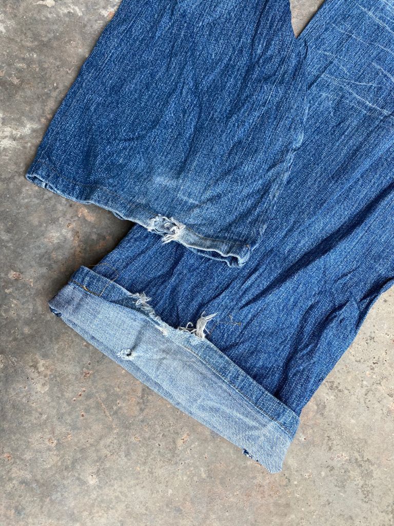Japanese Brand Light Wash Japanese Semantic Design Distressed Denim Size US 31 - 18 Thumbnail