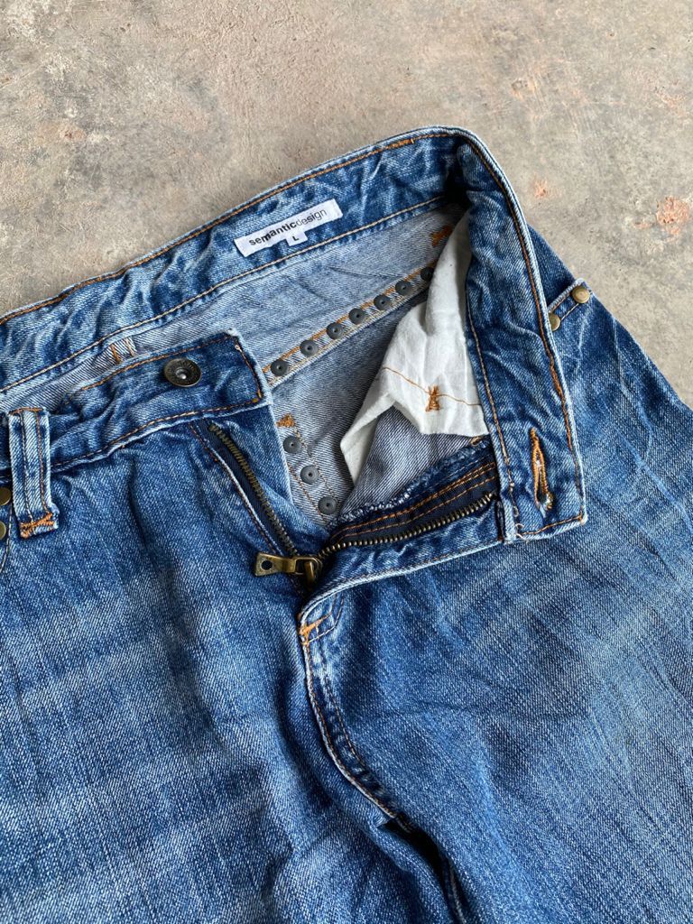 Japanese Brand Light Wash Japanese Semantic Design Distressed Denim Size US 31 - 7 Thumbnail