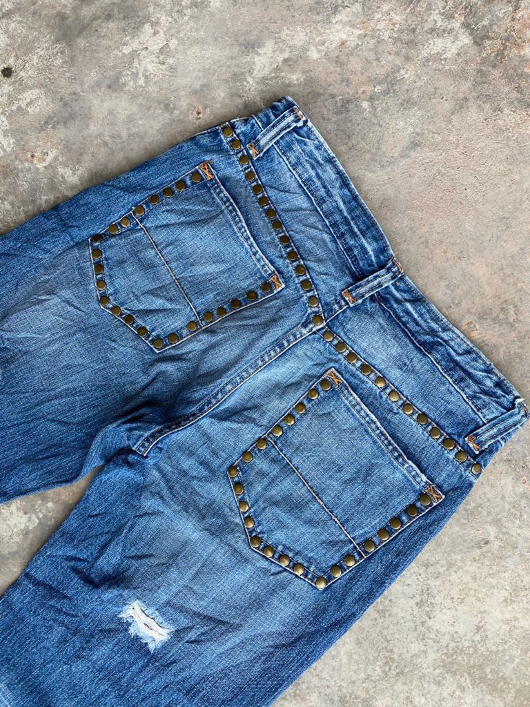 Japanese Brand Light Wash Japanese Semantic Design Distressed Denim Size US 31 - 14 Thumbnail