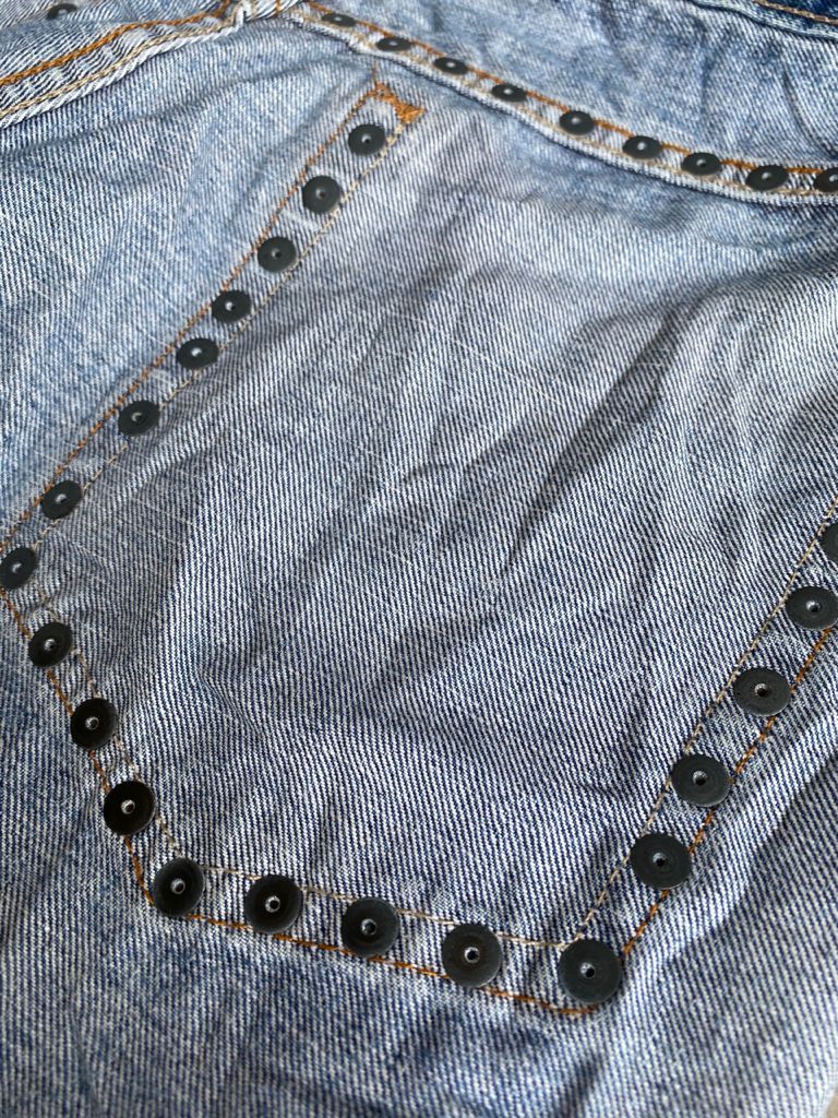Japanese Brand Light Wash Japanese Semantic Design Distressed Denim Size US 31 - 16 Thumbnail
