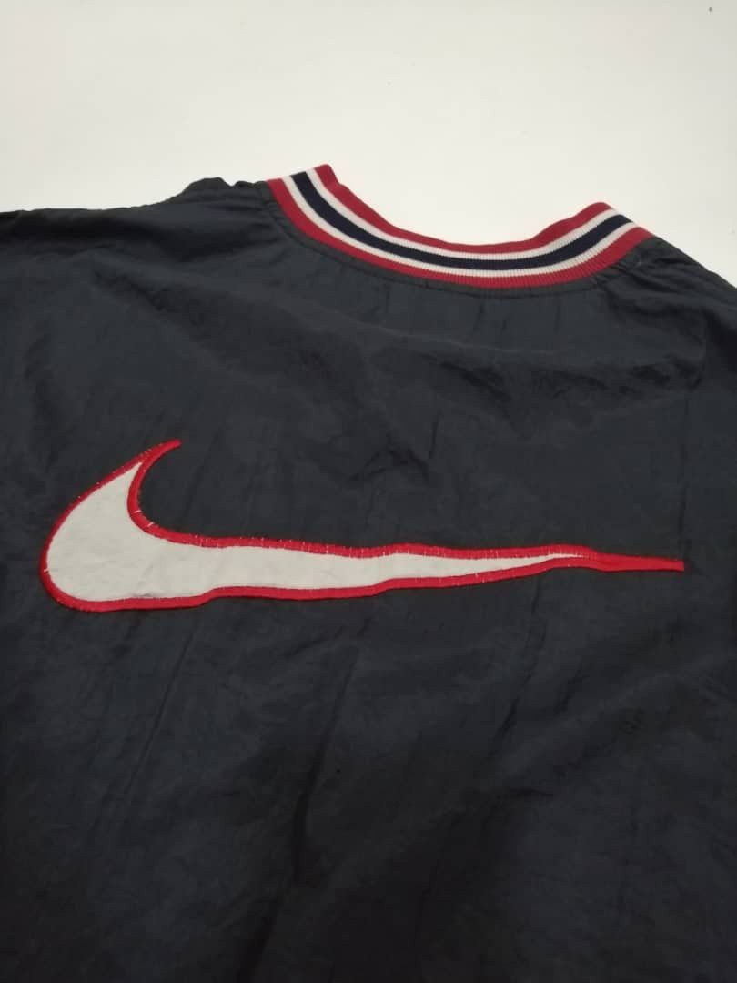 Nike × Vintage Vintage 90's Nike Sweatshirt Size US L / EU 52-54 / 3 - 5 Thumbnail