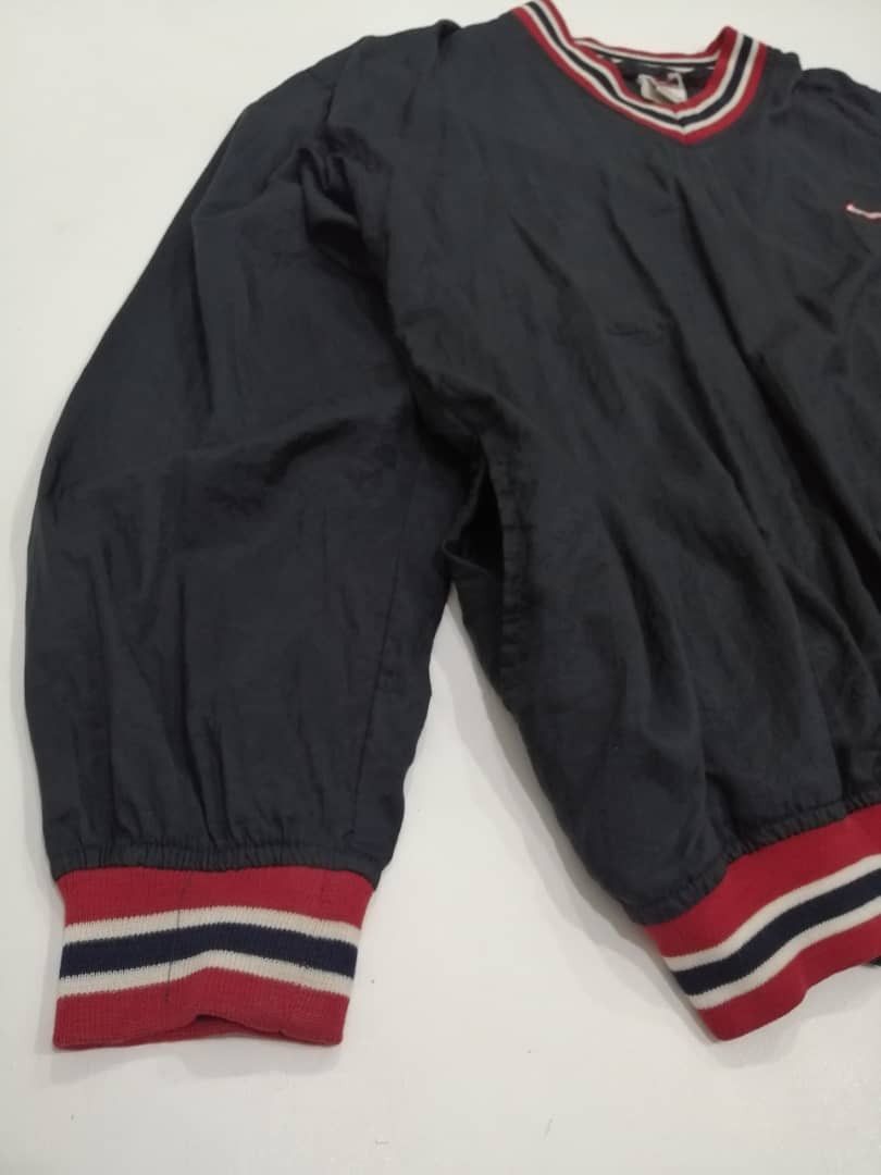 Nike × Vintage Vintage 90's Nike Sweatshirt Size US L / EU 52-54 / 3 - 7 Thumbnail