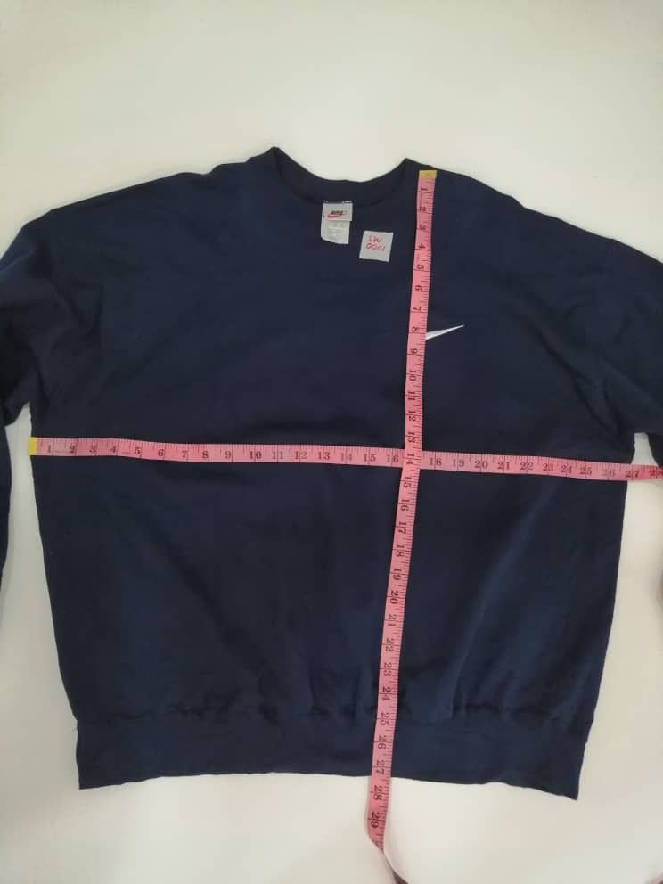 Nike Vintage 90s Nike Small Swoosh Sweatshirt Size US L / EU 52-54 / 3 - 7 Thumbnail