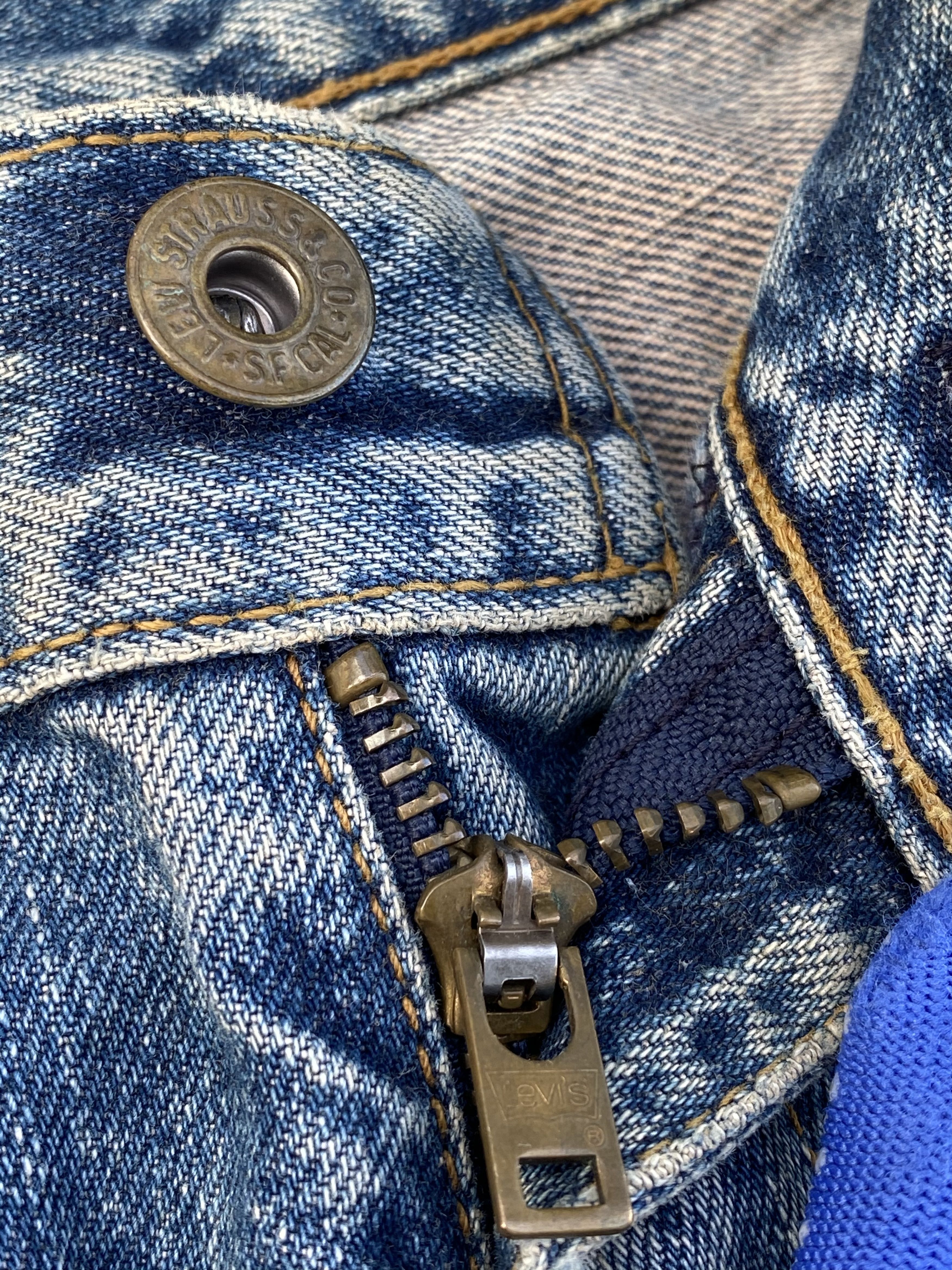 Levi's × Vintage 90s Vintage Light Blue Wash Levis 504 Redline Size US 29 - 10 Thumbnail