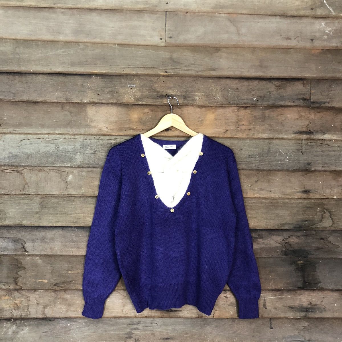 Vintage Knitwear Sweatshirt by Viridiang (Designer)