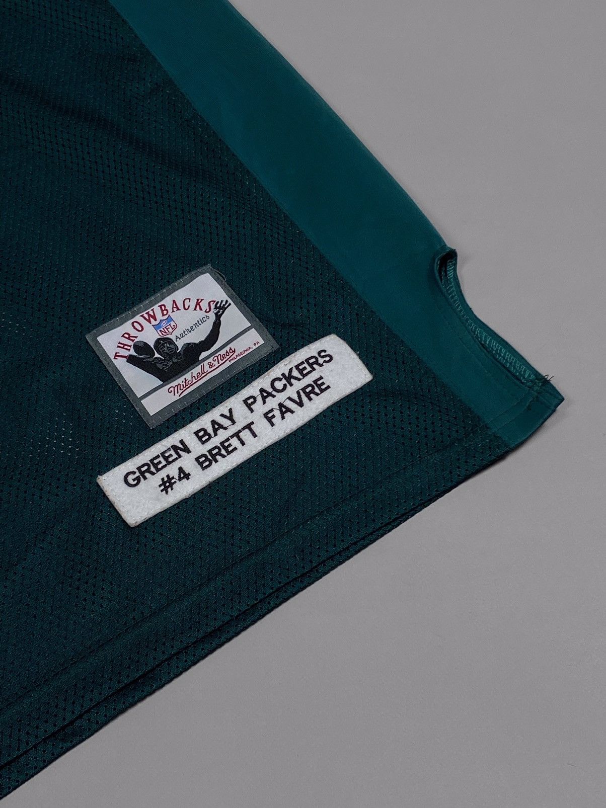 Mitchell & Ness × NFL × Vintage Brett Favre #4 Green Bay Packers NFL Jersey Size US L / EU 52-54 / 3 - 4 Thumbnail