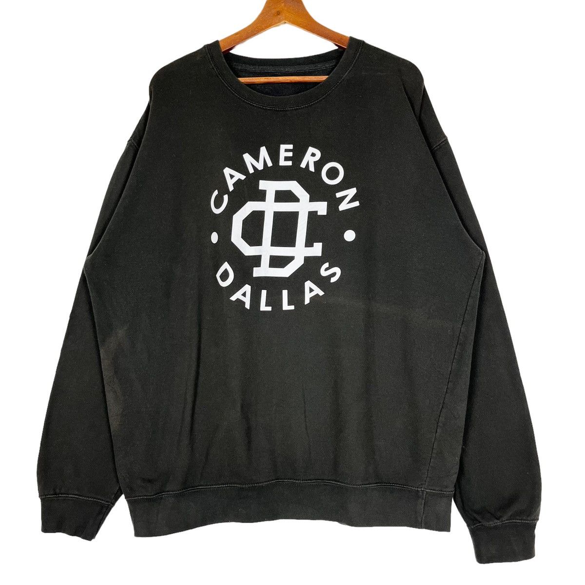 Vintage NFL Cameron Dallas Crewneck Sweatshirt