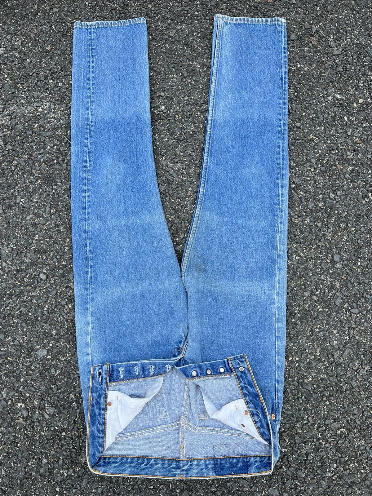 Levi's LEVIS 501 90's VINTAGE FADED COLOUR JEANS Size US 29 - 9 Thumbnail