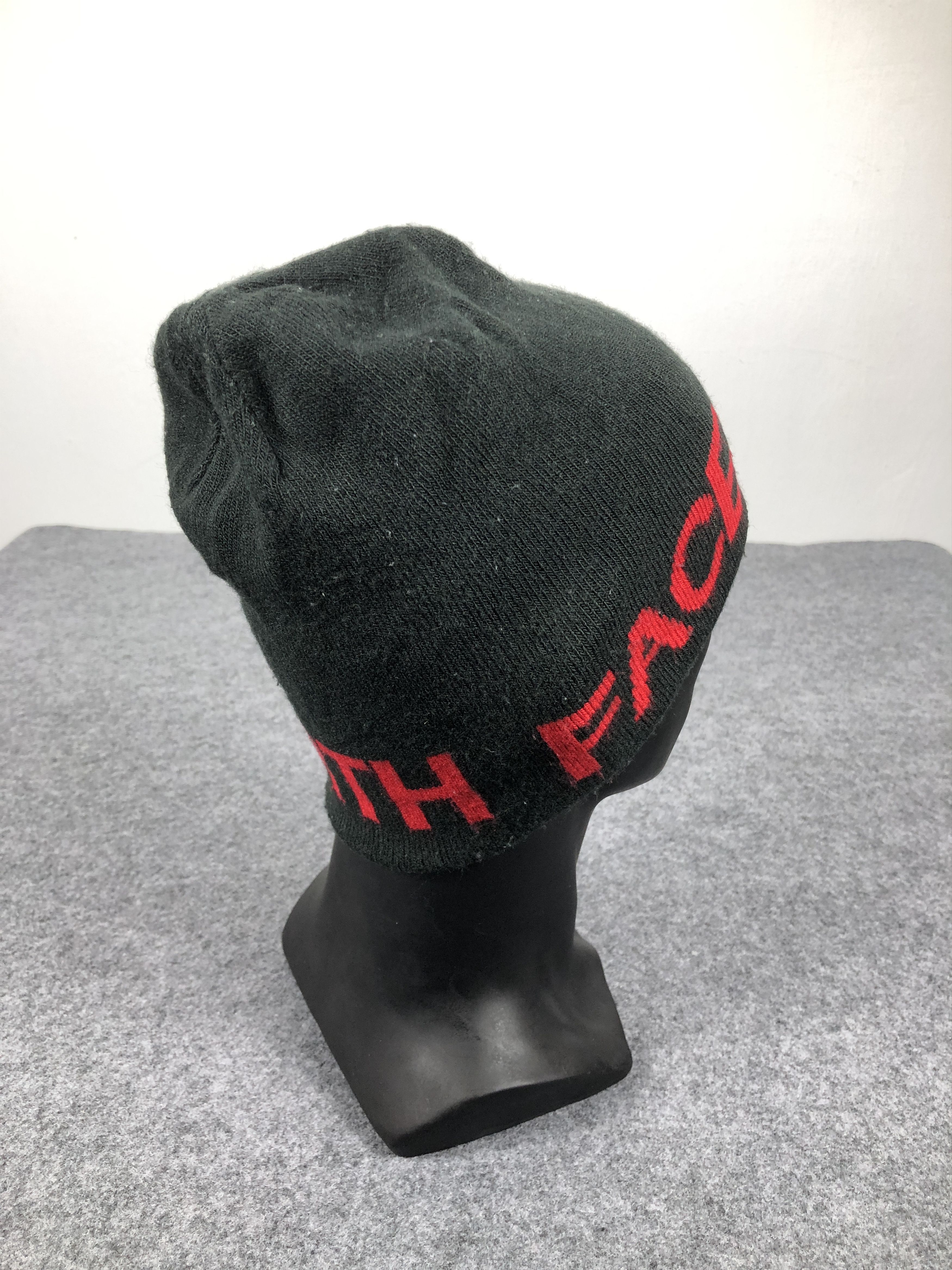 The North Face Vintage The North Face Beanie / Snow Hat / Snow Cap Size ONE SIZE - 4 Thumbnail
