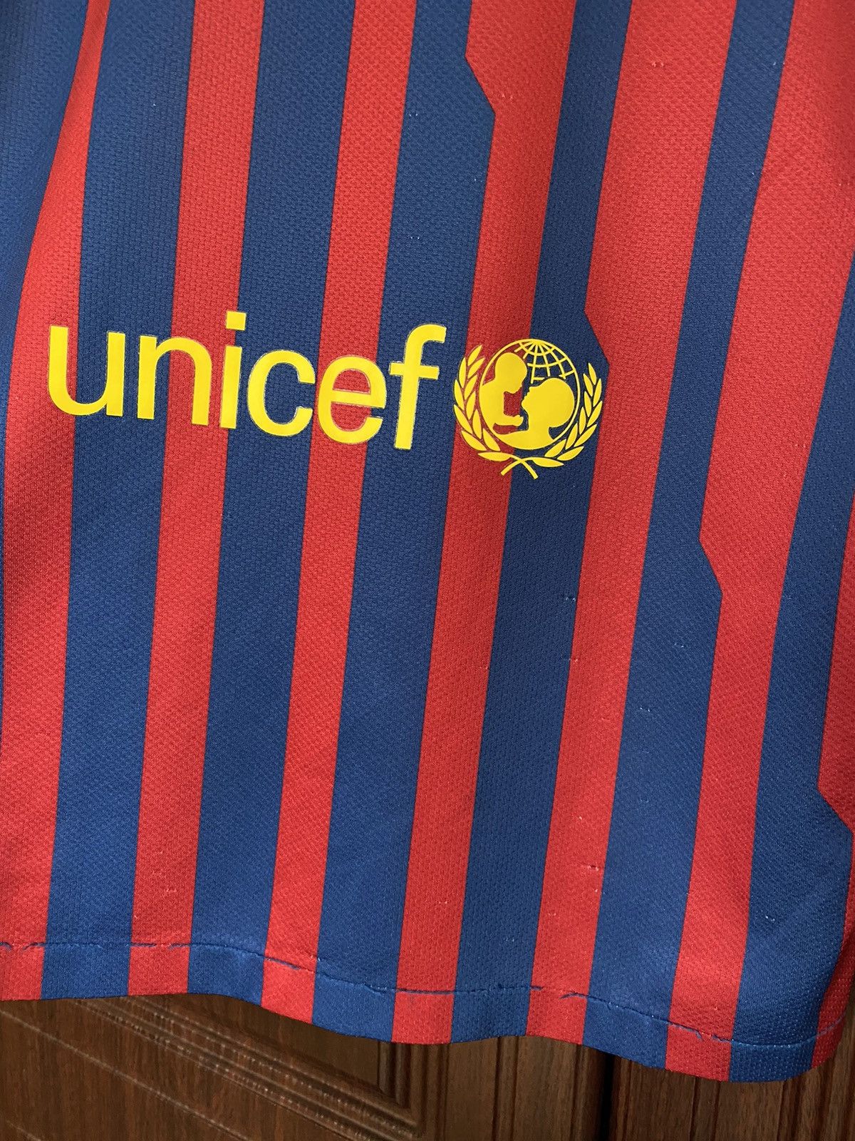 Nike Barcelona 2011 2012 Nike Soccer Jersey Real PSG Liverpool Size US M / EU 48-50 / 2 - 12 Thumbnail