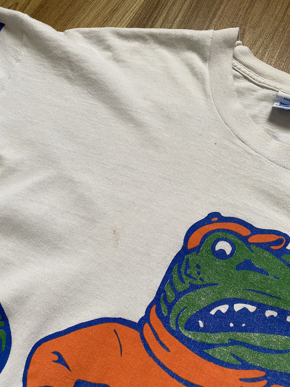 NFL Vintage Y2K Florida Gators Full Print T Shirt Bills Lakers Size US XL / EU 56 / 4 - 11 Thumbnail