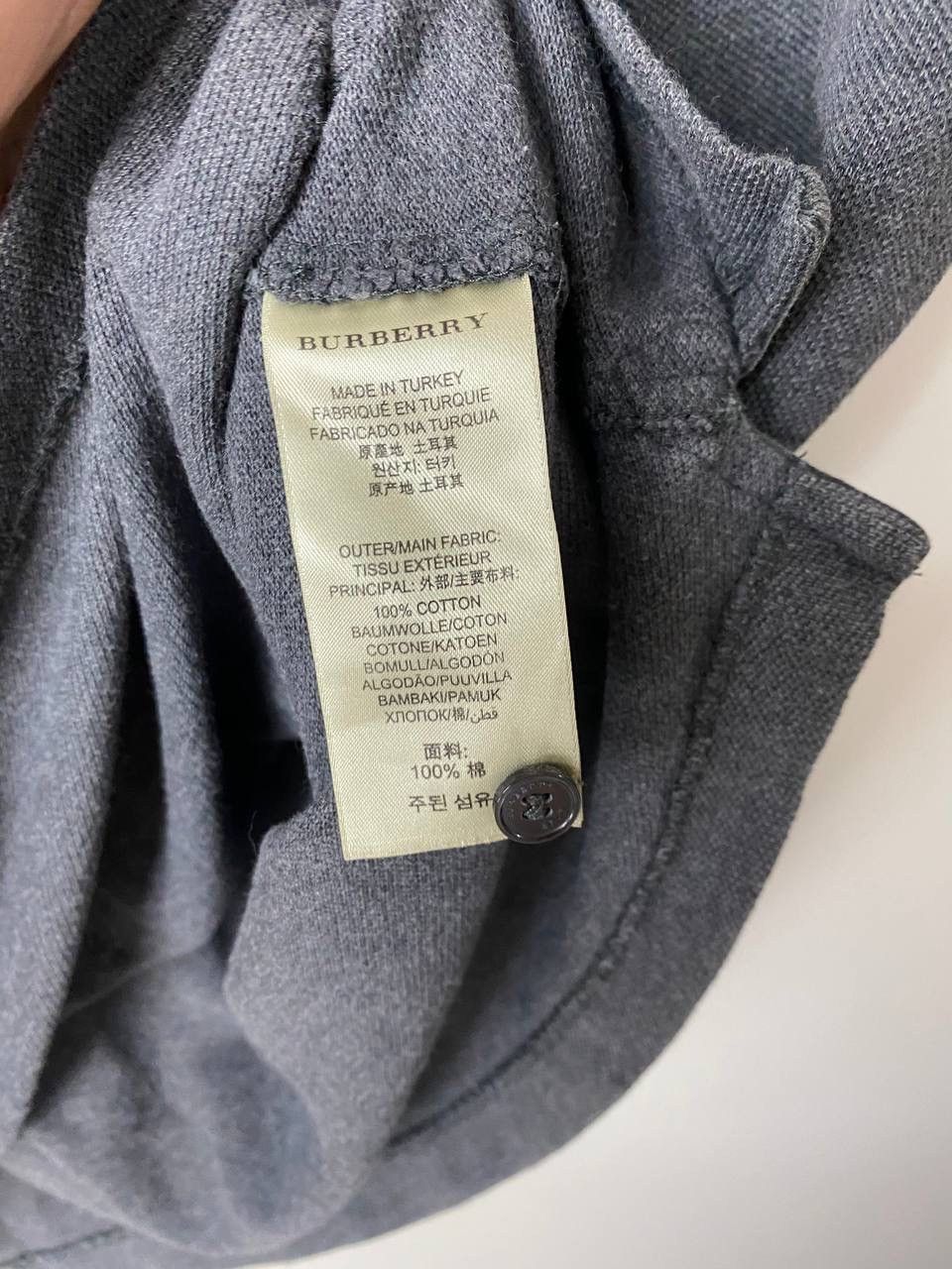 Burberry Burberry vintage luxury polo shirt size L Size US L / EU 52-54 / 3 - 3 Thumbnail