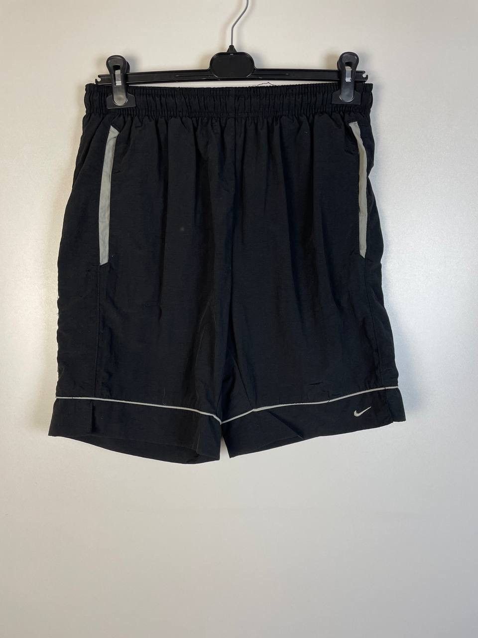 Vintage Nike vintage shorts size M Size US 36 / EU 52 - 1 Thumbnail