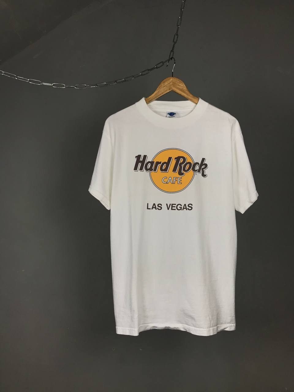 Hard Rock Cafe Hard Rock Cafe Las Vegas vintage made in USA tee Size US L / EU 52-54 / 3 - 1 Thumbnail