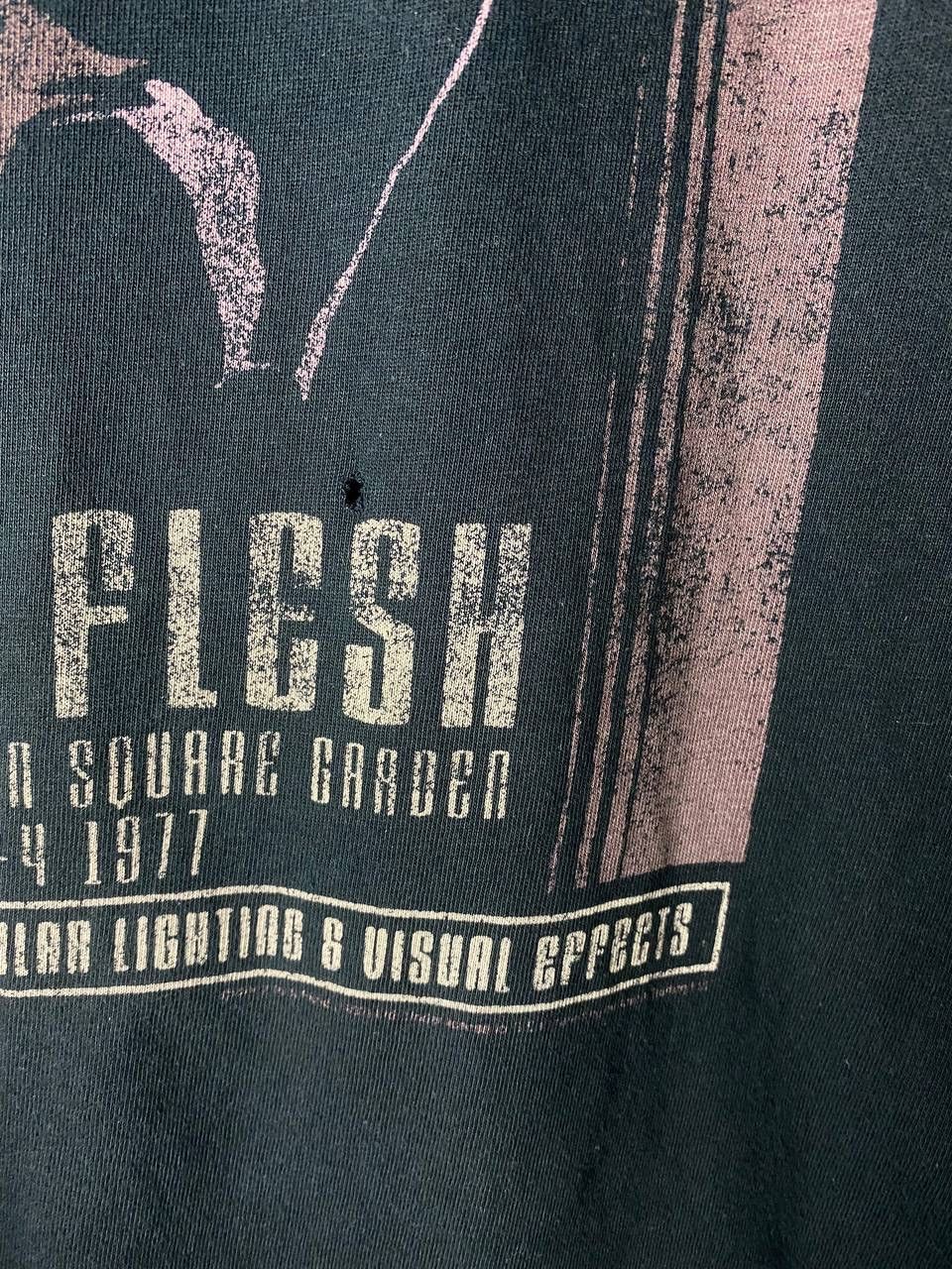 Vintage Pink Floyd In the fresh 00s vintage t-shirt size XL Size US XL / EU 56 / 4 - 4 Thumbnail