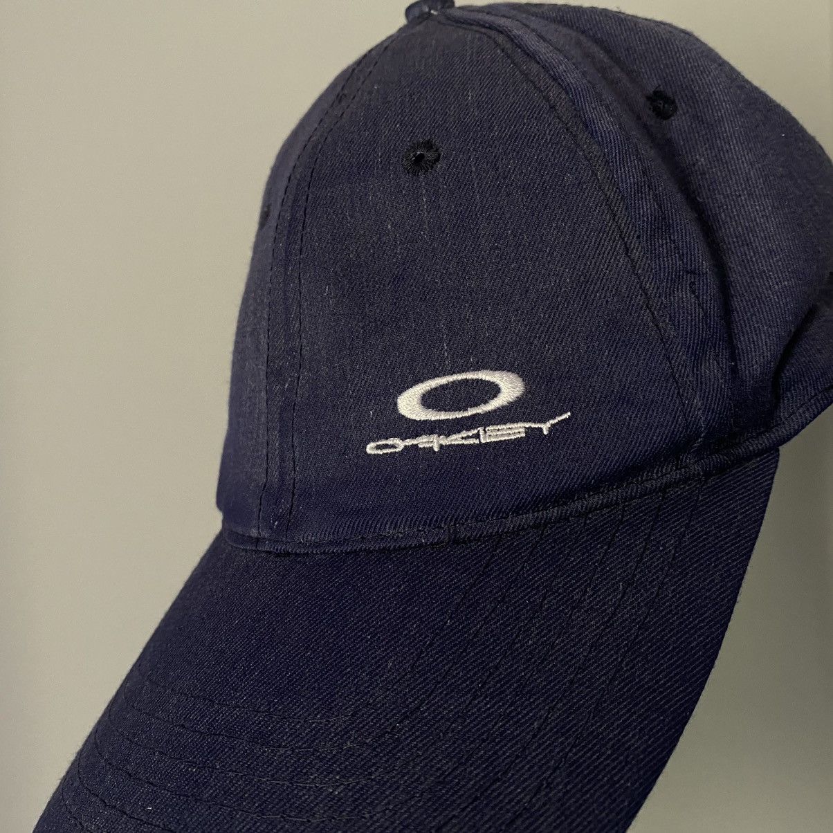 Oakley VINTAGE 90S OAKLEY NAVY FADED EMBROIDERED LOGO CAP Size ONE SIZE - 3 Thumbnail