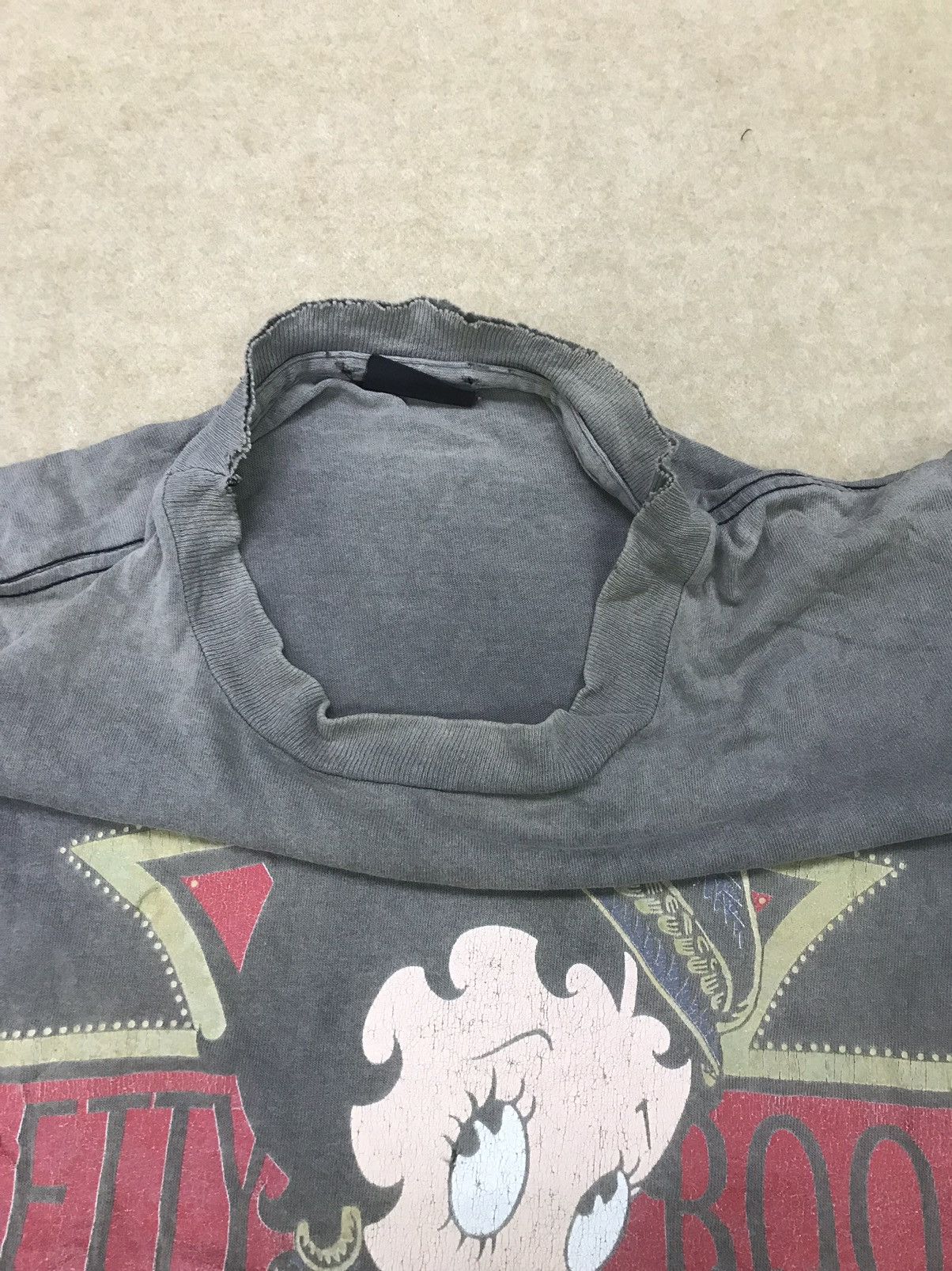 Cartoon Network × Vintage Faded Sun Vintage 1992 Betty Boop Distressed and 2 Hole Size US M / EU 48-50 / 2 - 5 Thumbnail