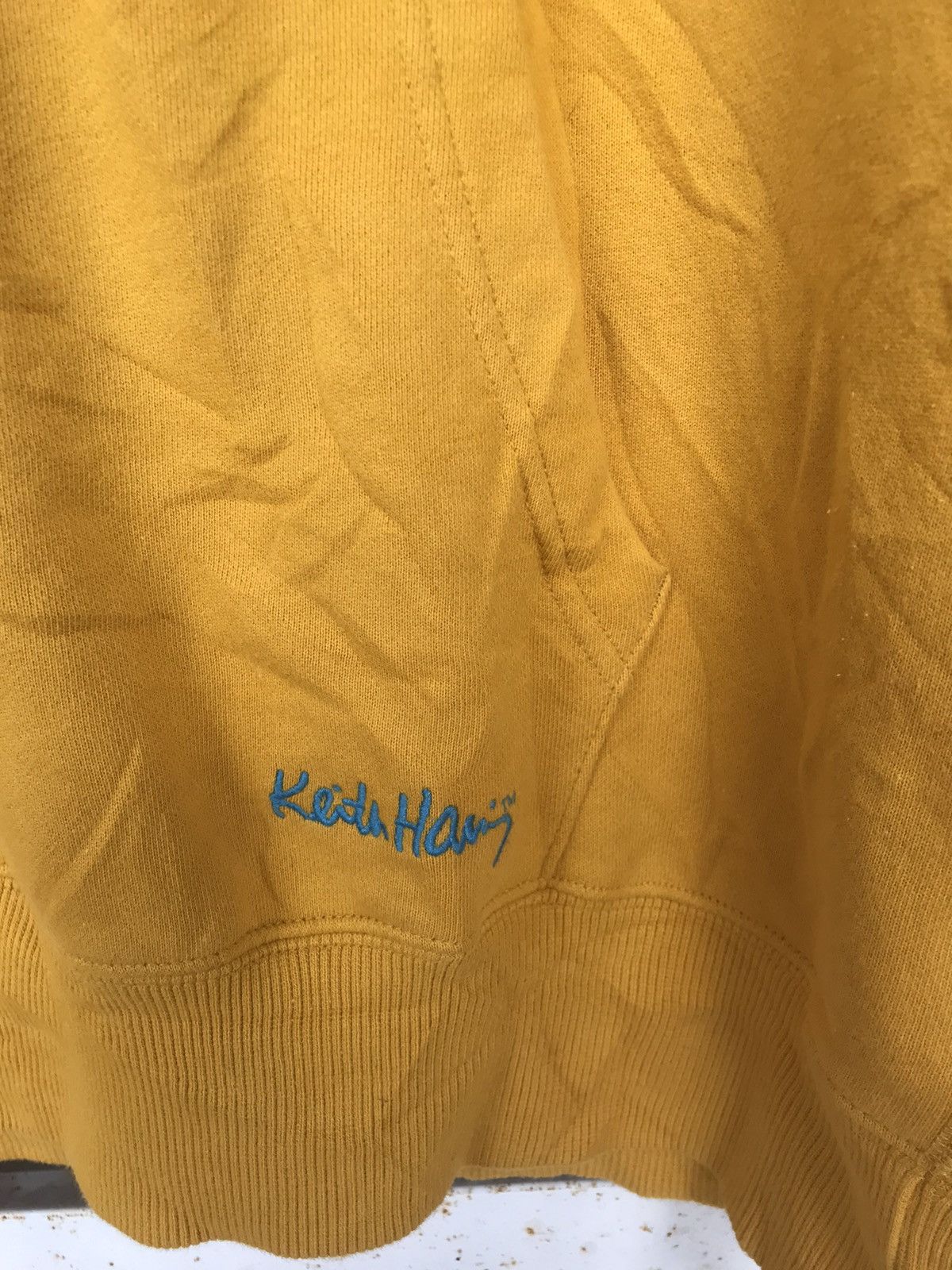Japanese Brand × Keith Haring × Uniqlo Keith Haring American Art Of The 80s Size L Size US L / EU 52-54 / 3 - 4 Thumbnail