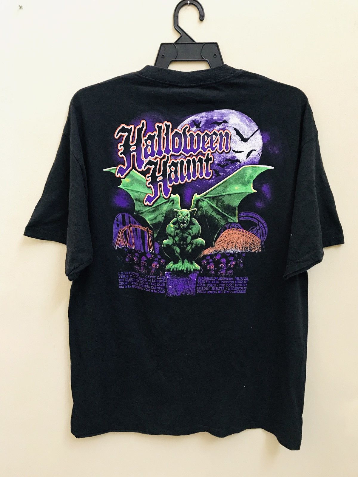 Vintage Halloween Haunt 2011 Big Print Tee Size US L / EU 52-54 / 3 - 1 Thumbnail