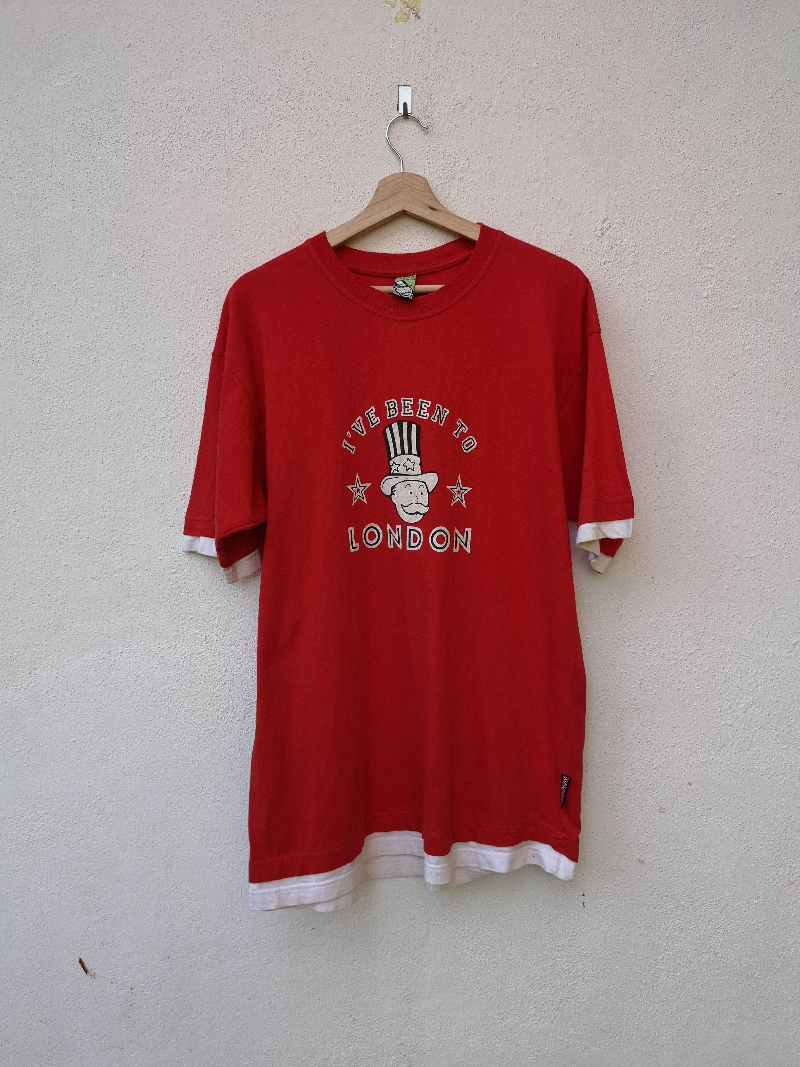 image of Early 00S Tshirt Alec Monopoly in Red, Men's (Size Medium)