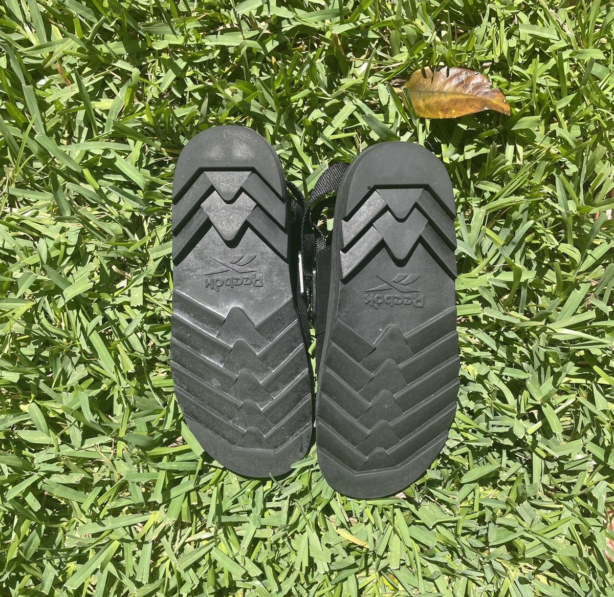 Nike × Pleasures Nike Beatnik x Pleasures Sandal “Spider” Size US 11 / EU 44 - 4 Thumbnail