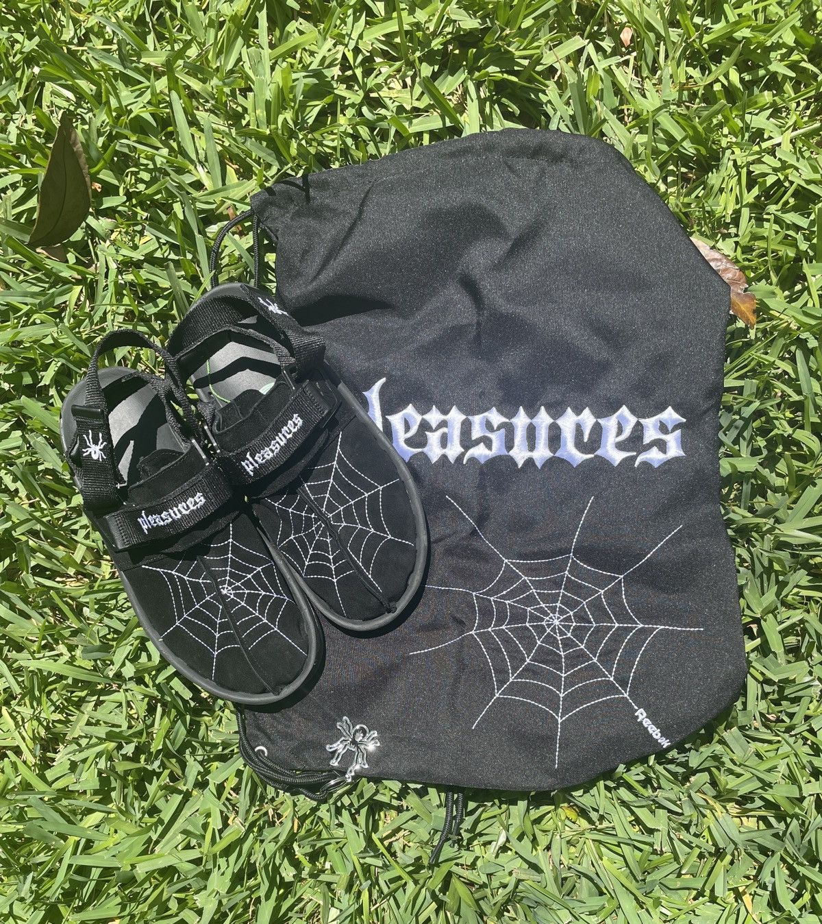 Nike × Pleasures Nike Beatnik x Pleasures Sandal “Spider” Size US 11 / EU 44 - 1 Thumbnail
