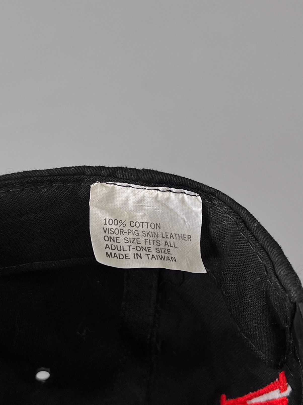 Marlboro × Vintage Vintage Marlboro Classic Logo Rare Hat Snapback Cap Hype Size ONE SIZE - 5 Thumbnail