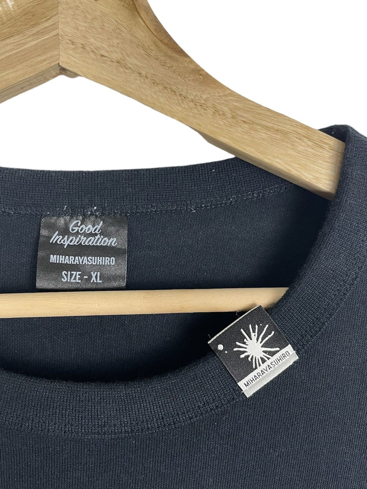 Maison MIHARA YASUHIRO MIHARAYASUHIRO x GU GOOD INSPIRATION TEE COLLABORATION Size US XL / EU 56 / 4 - 3 Thumbnail